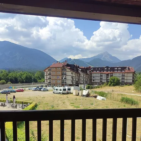 1br With Mountain View Near The Gondola *